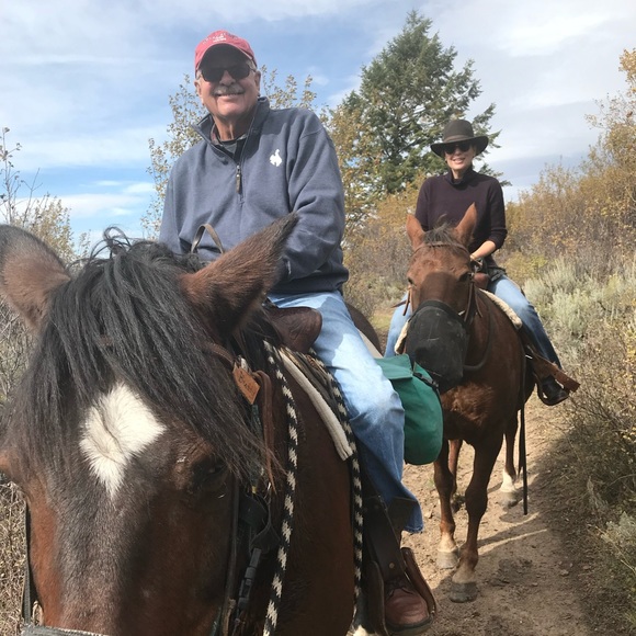 Meet your Posher, Shelley - Picture 5 of 16